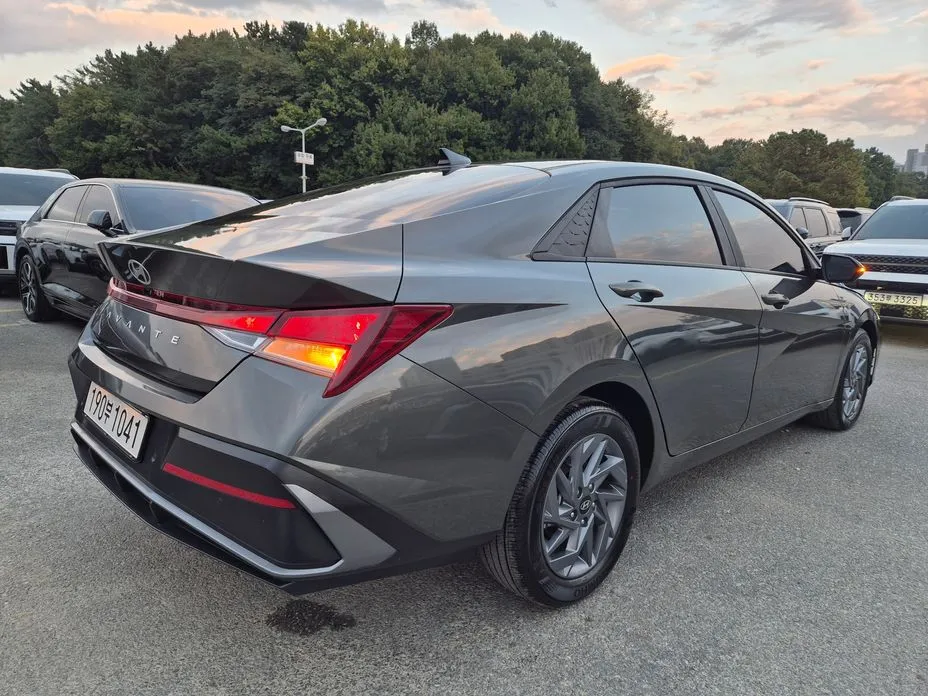 Hyundai AVANTE