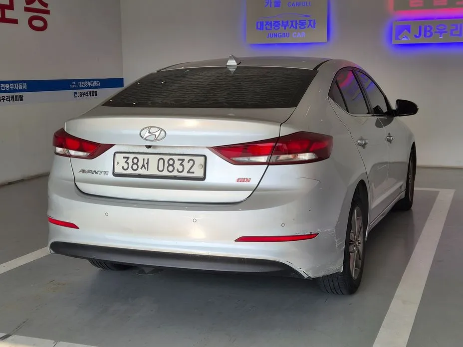 Hyundai AVANTE