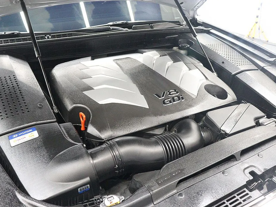 Hyundai Equus