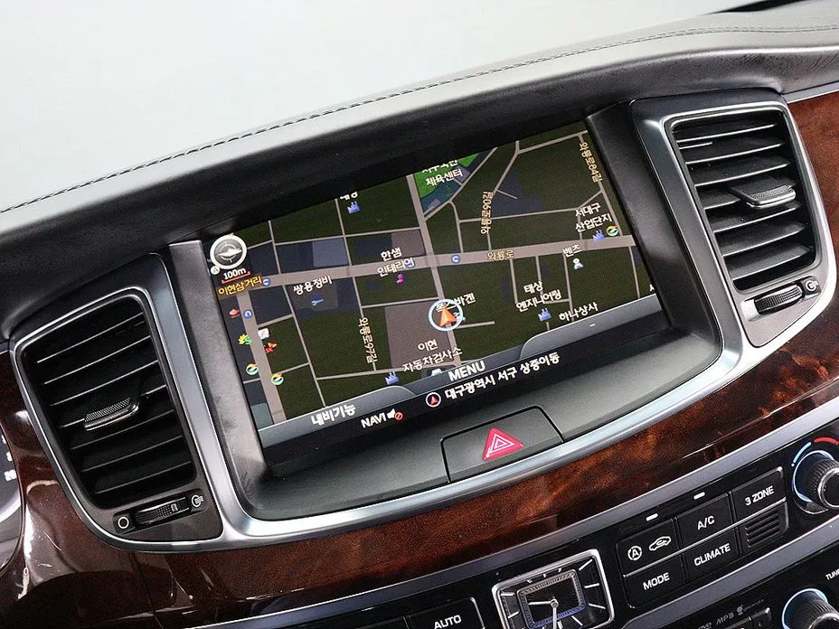 Hyundai Equus