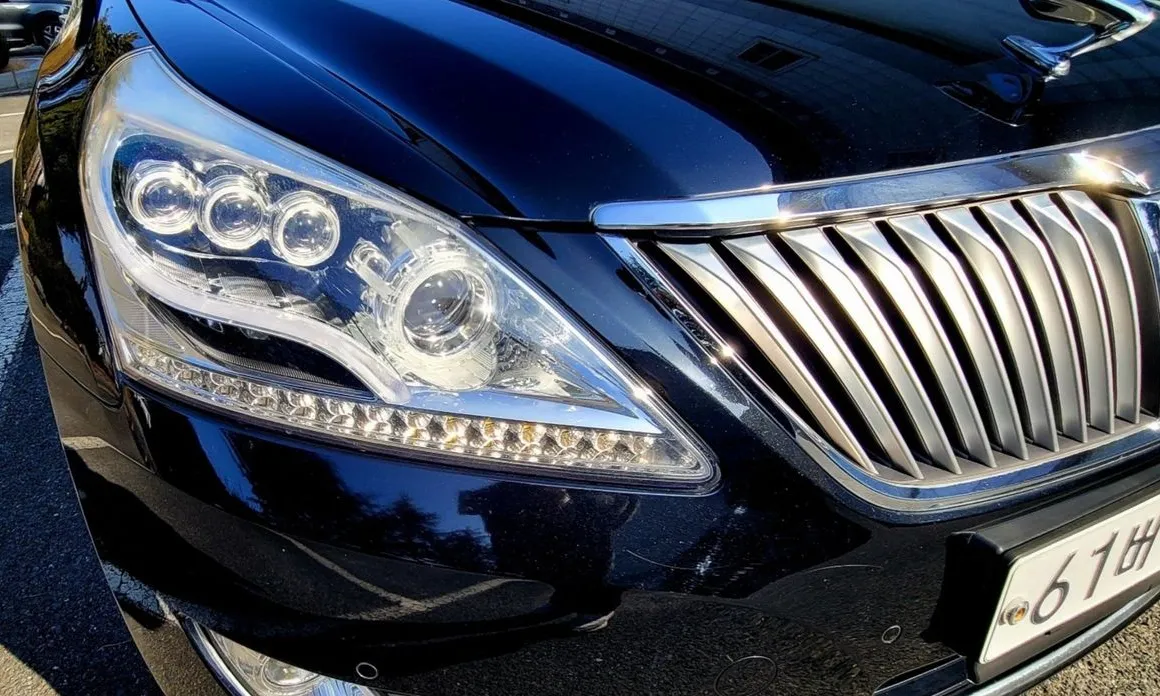 Hyundai Equus