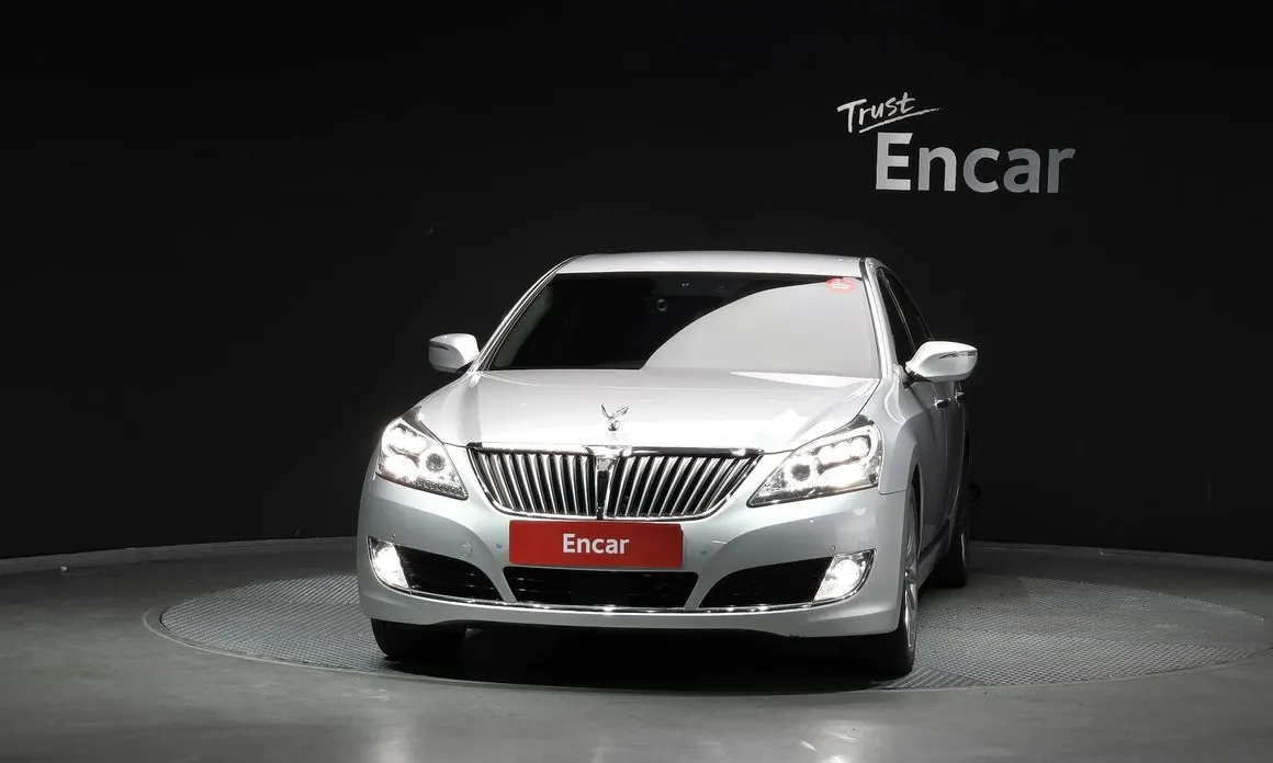 Hyundai Equus