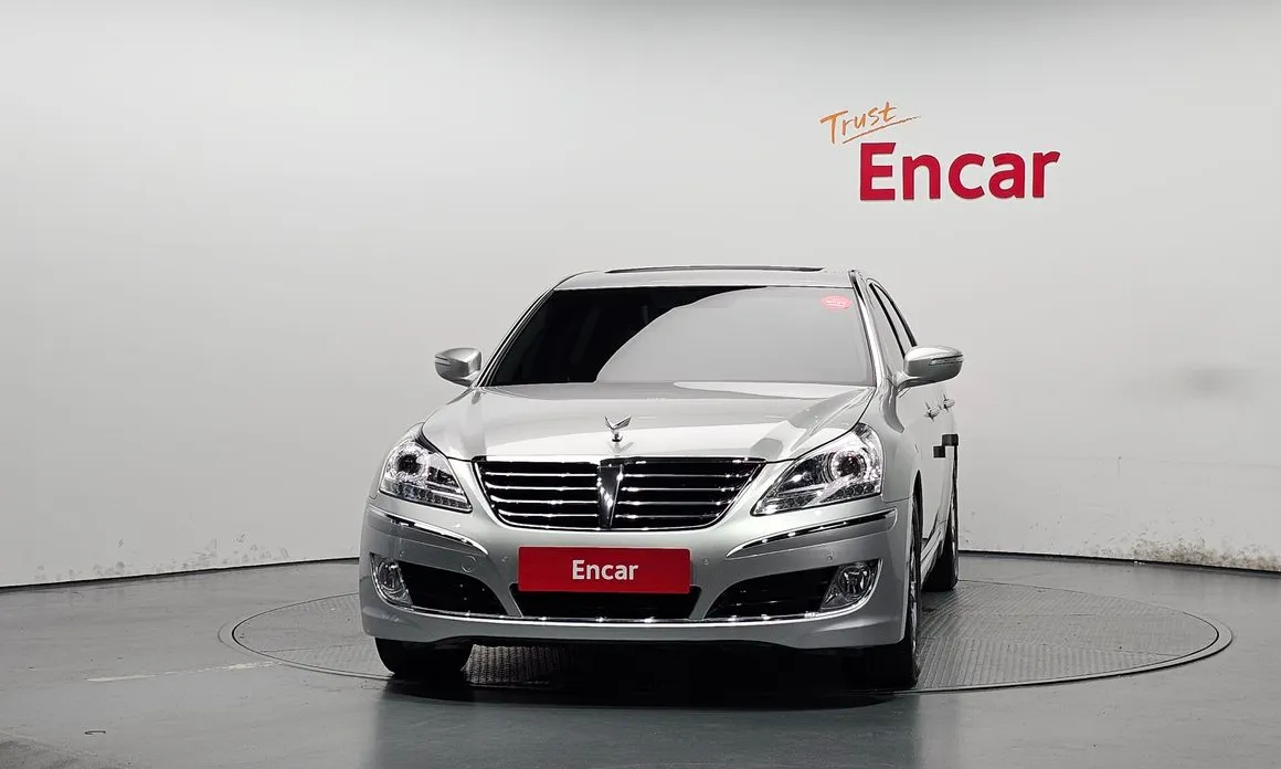 Hyundai Equus