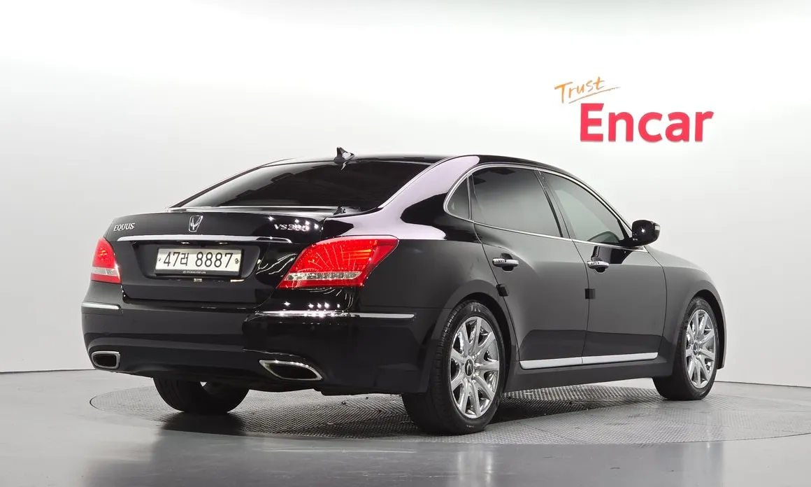 Hyundai Equus