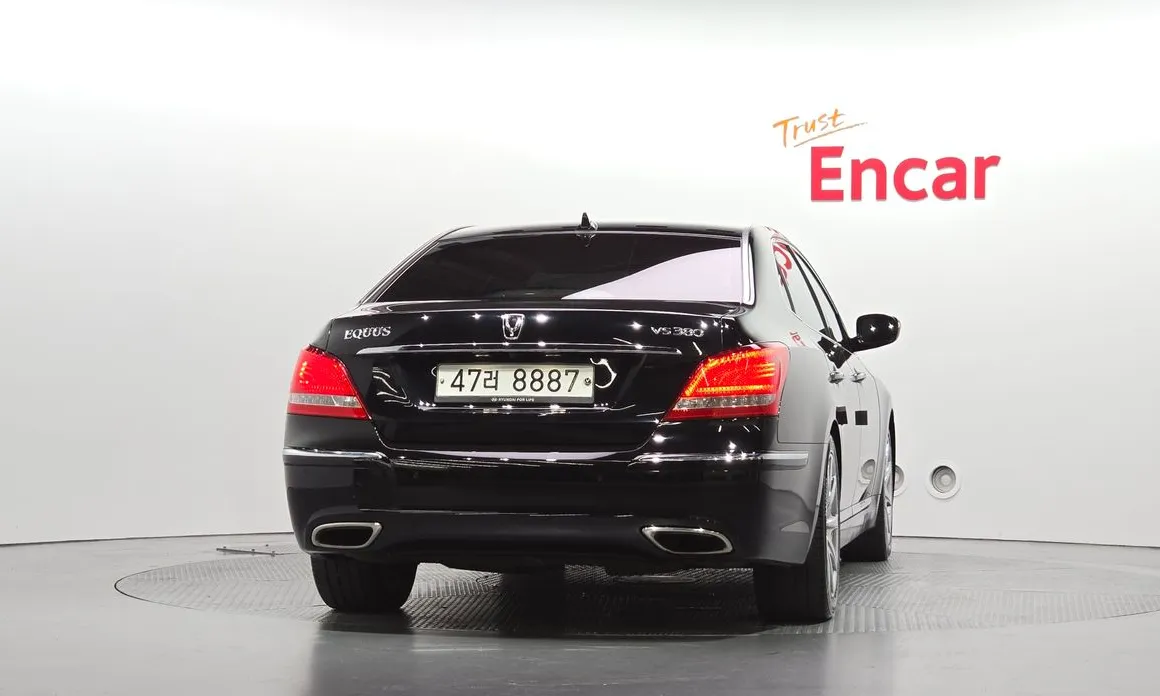 Hyundai Equus