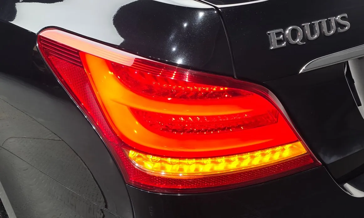 Hyundai Equus