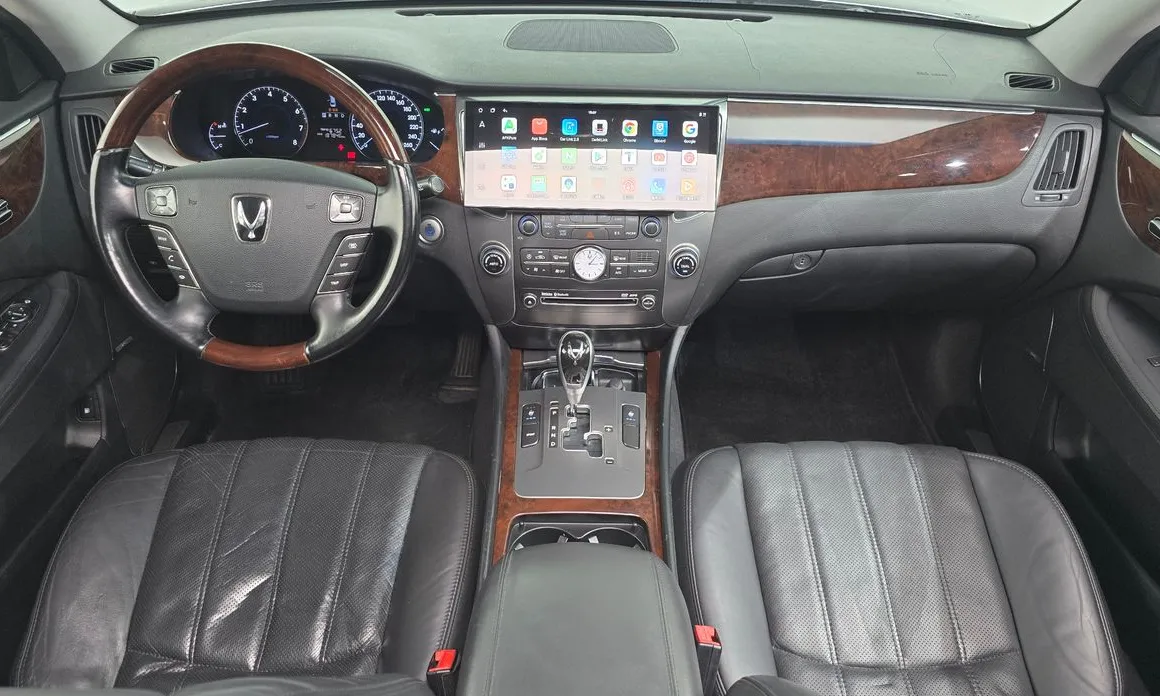 Hyundai Equus