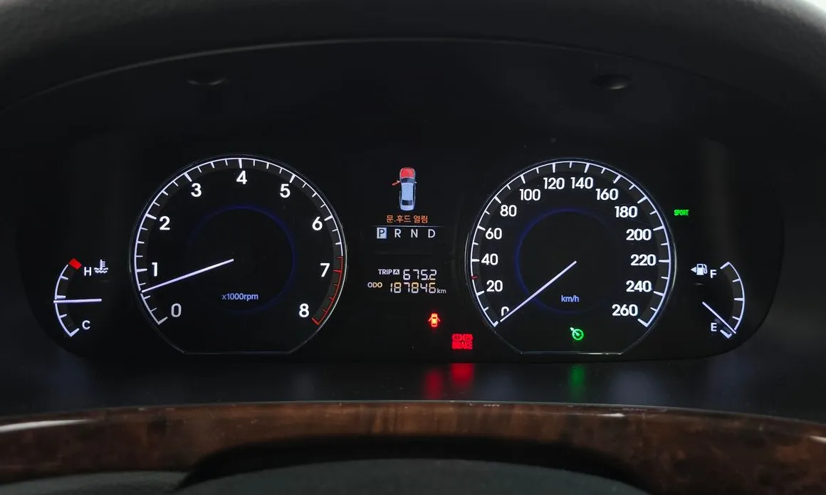 Hyundai Equus