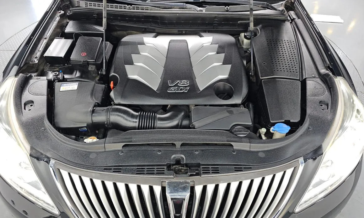 Hyundai Equus