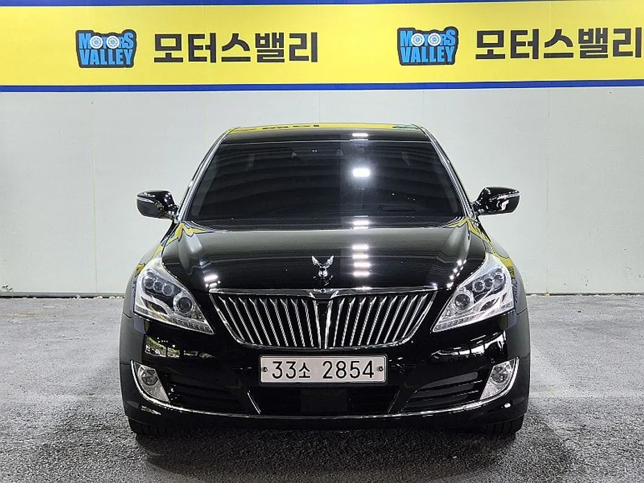 Hyundai Equus