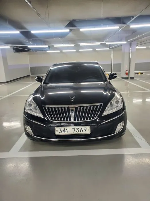 Hyundai Equus