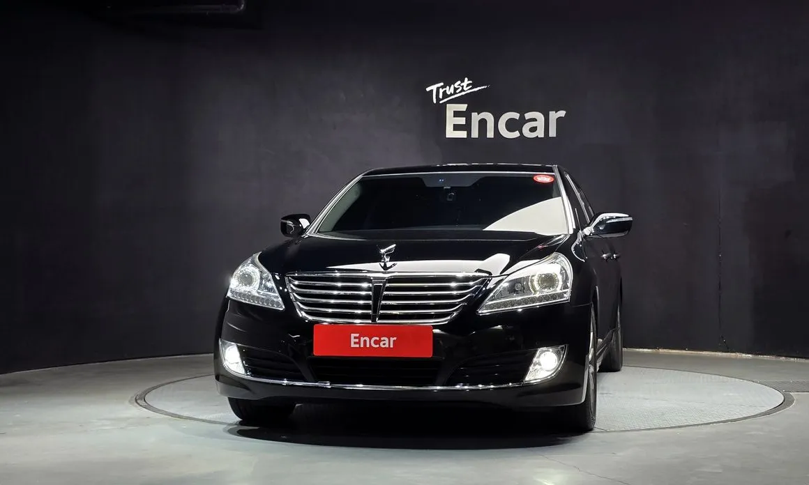 Hyundai Equus