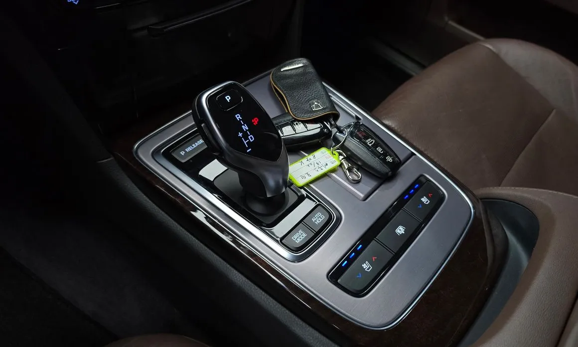 Hyundai Equus