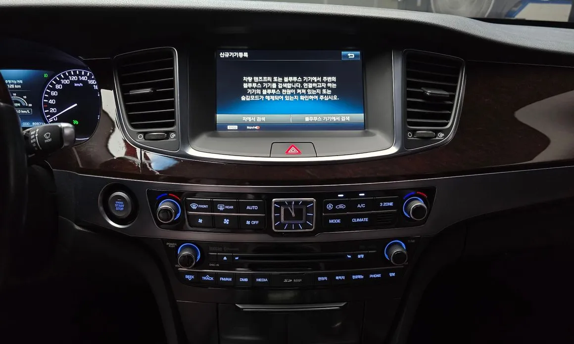 Hyundai Equus