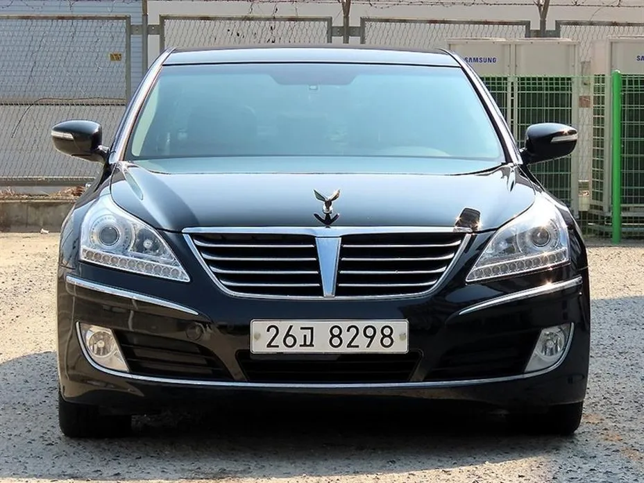 Hyundai Equus