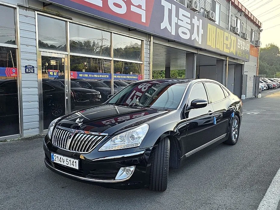 Hyundai Equus
