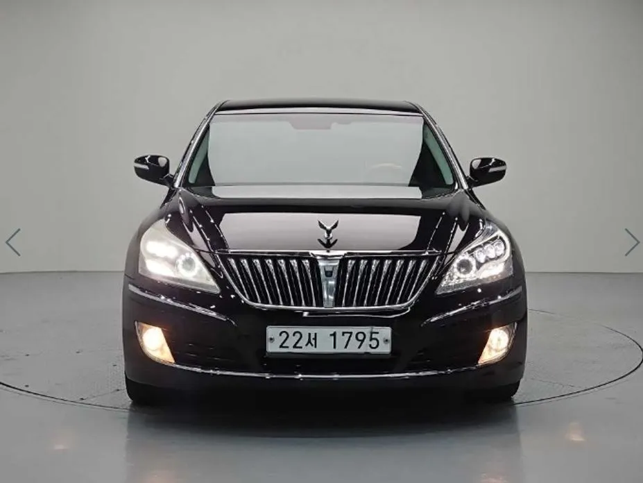 Hyundai Equus
