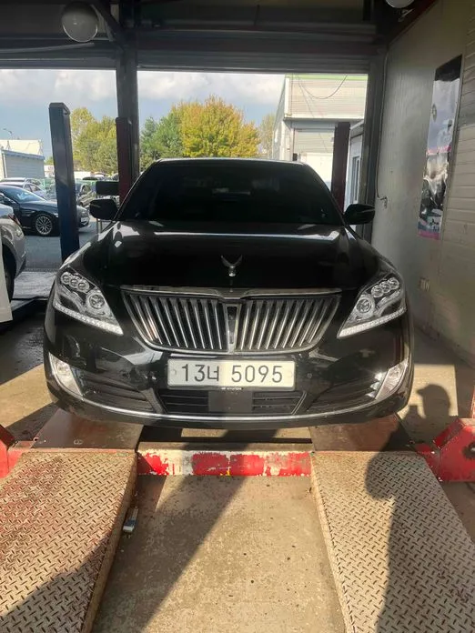 Hyundai Equus