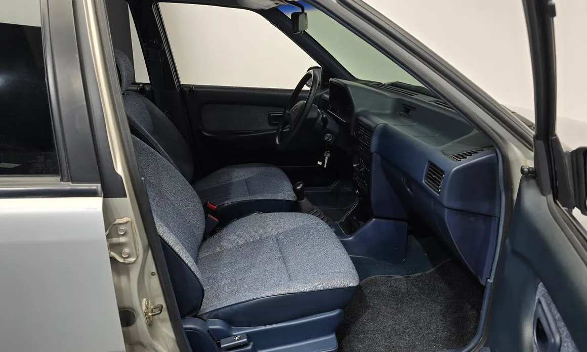 Hyundai Excel