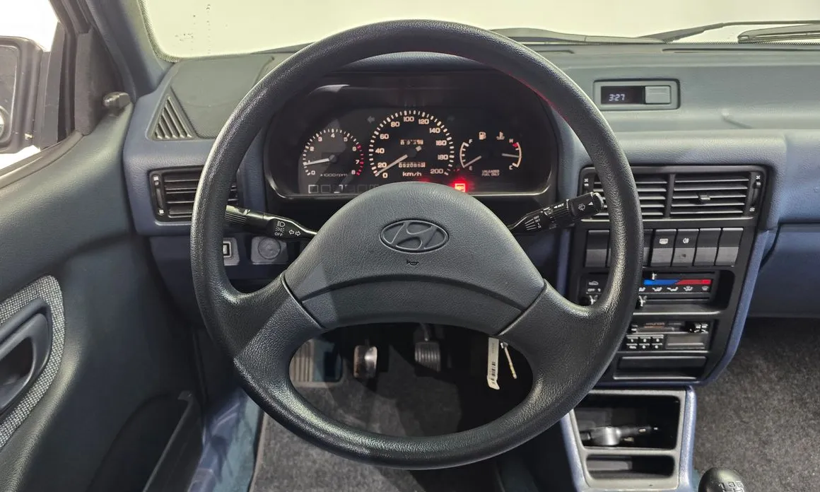 Hyundai Excel