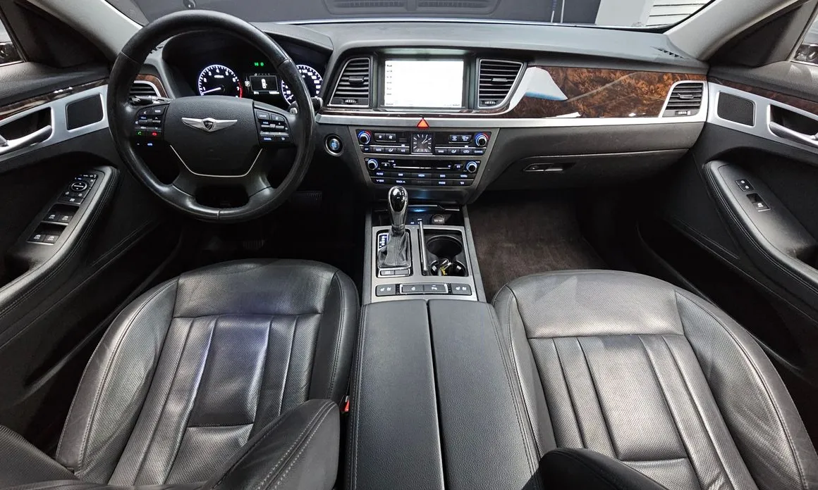 Hyundai Genesis
