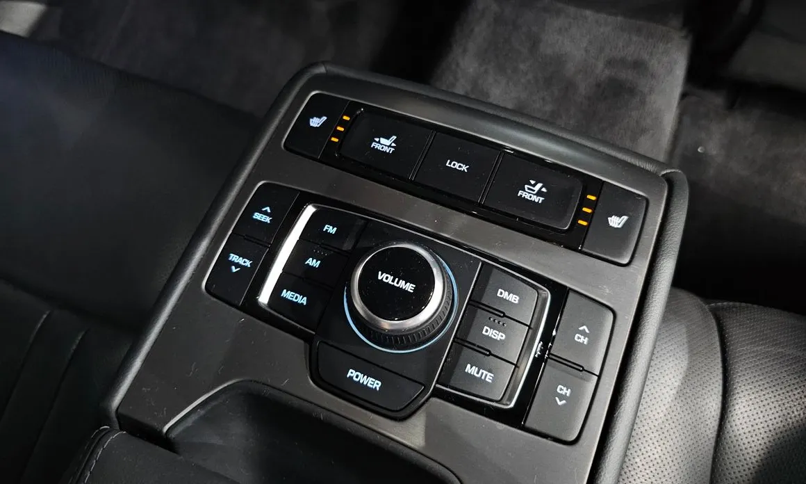 Hyundai Genesis