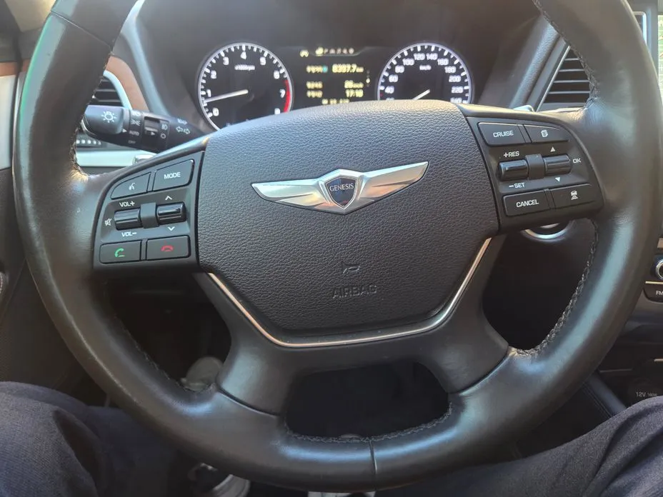 Hyundai Genesis