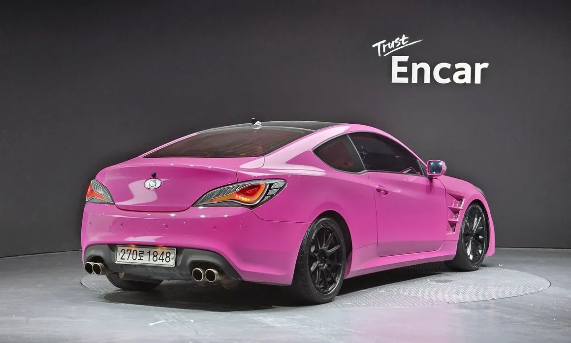 Hyundai Genesis