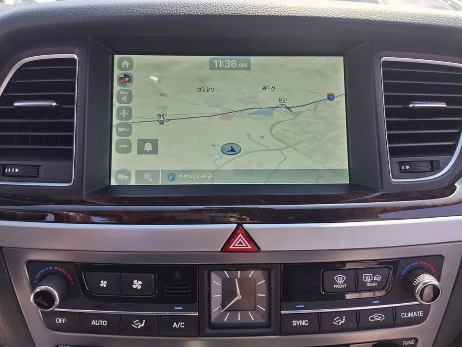 Hyundai Genesis