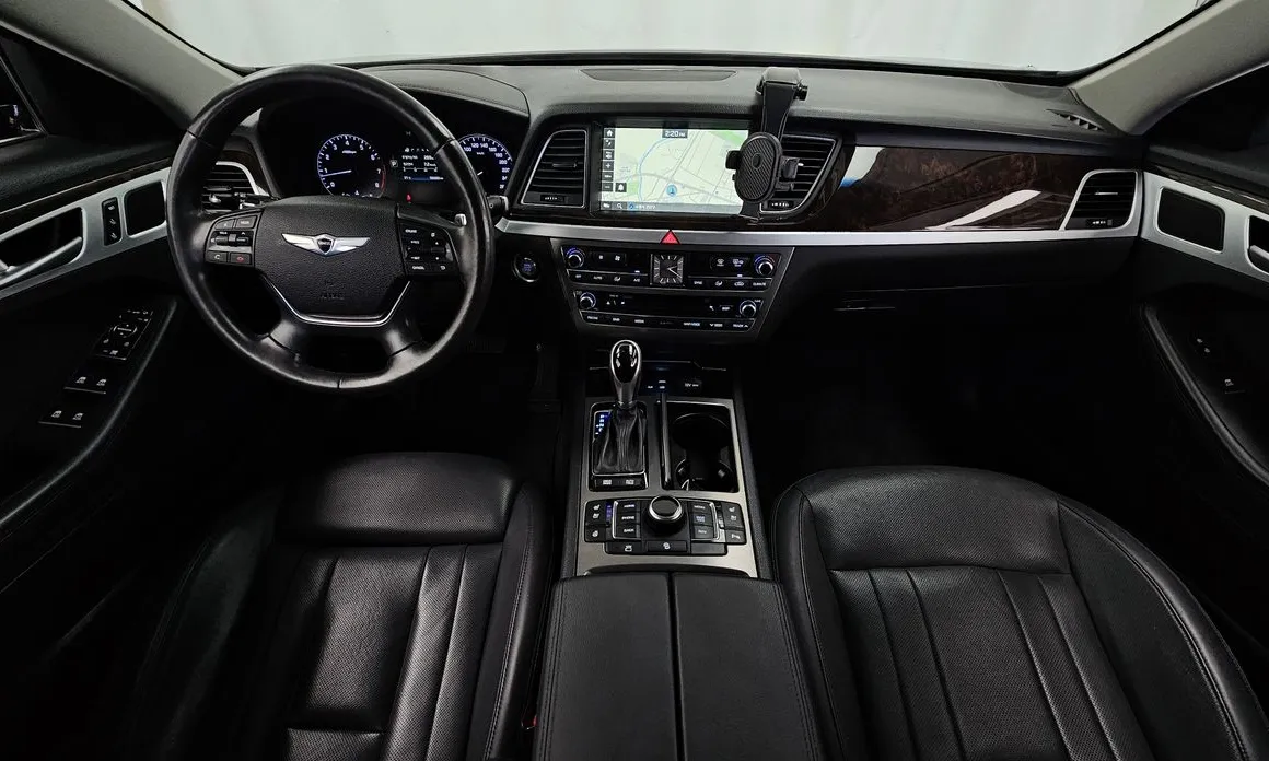 Hyundai Genesis