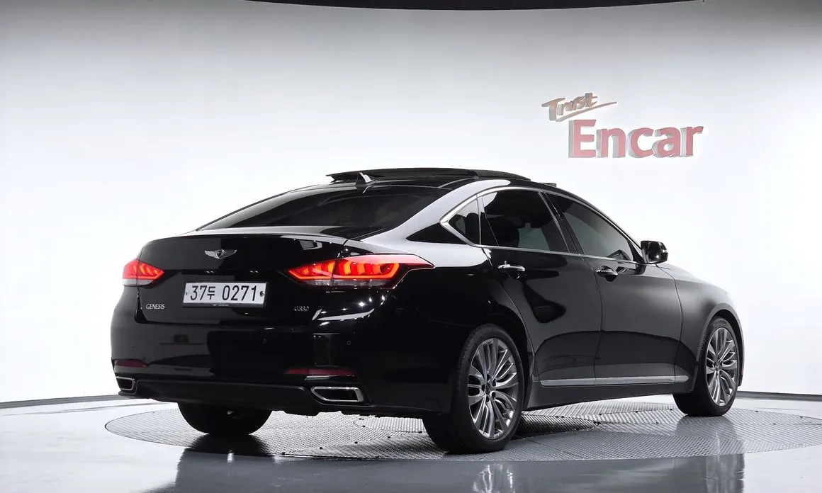 Hyundai Genesis