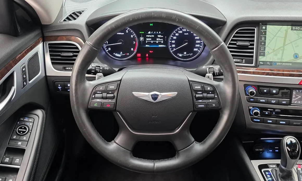 Hyundai Genesis