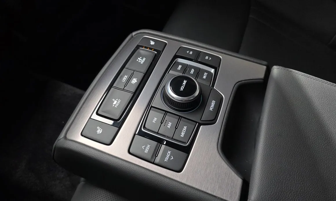 Hyundai Genesis