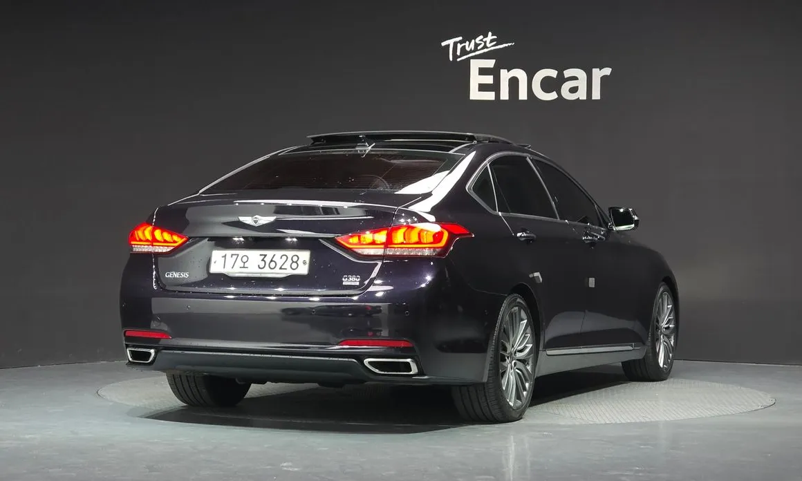 Hyundai Genesis