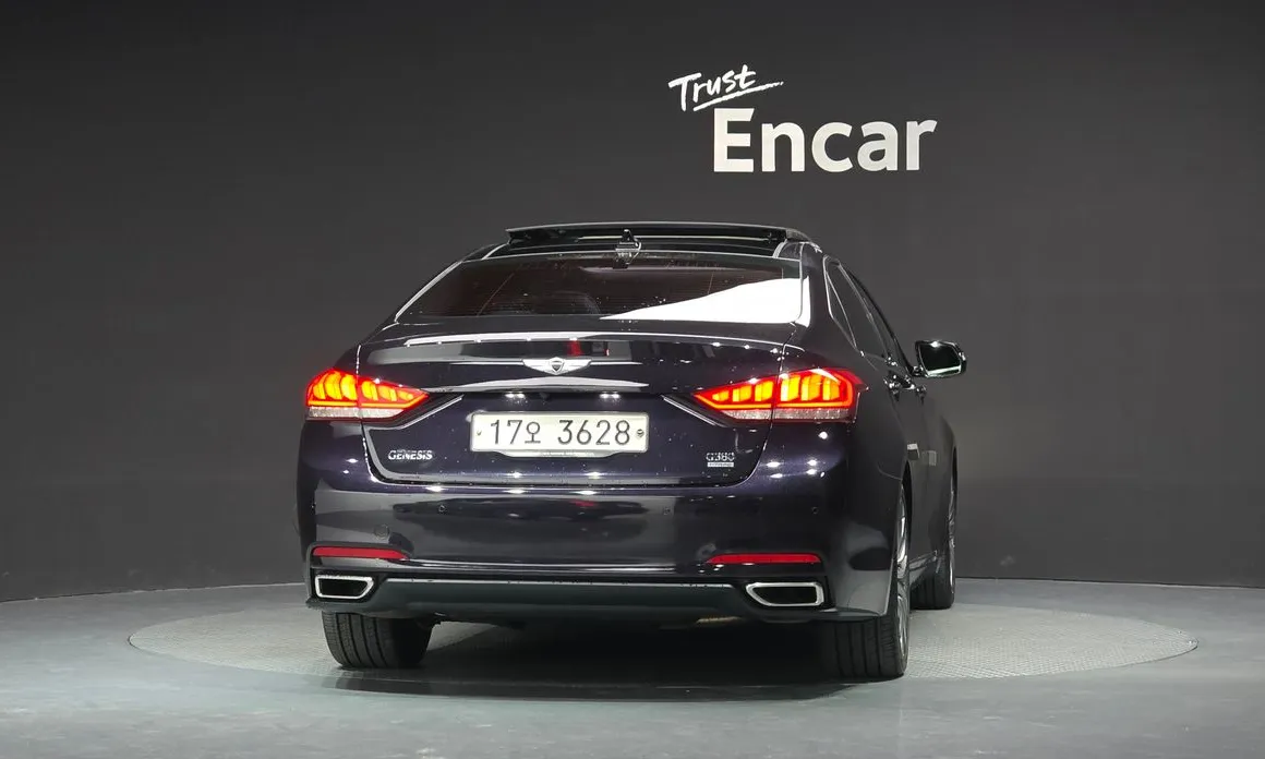 Hyundai Genesis