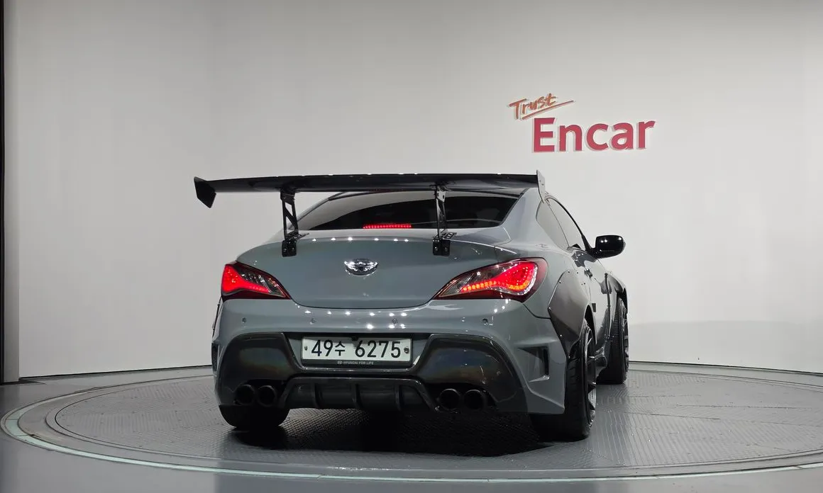 Hyundai Genesis
