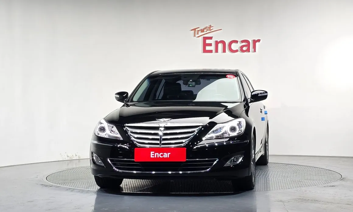 Hyundai Genesis