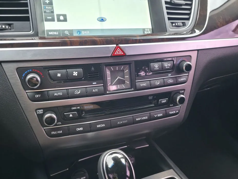 Hyundai Genesis