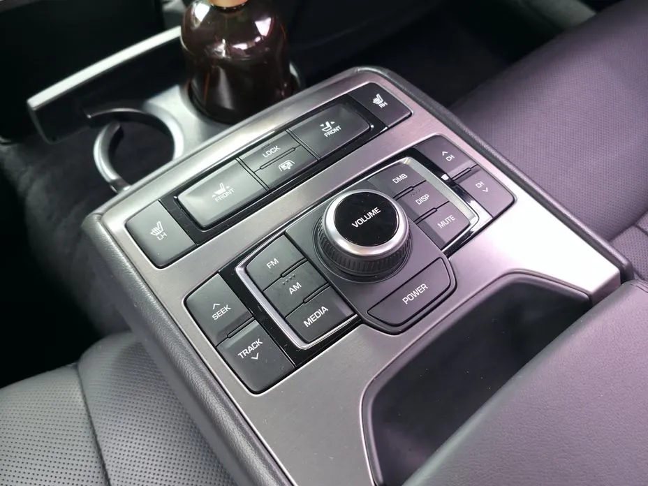 Hyundai Genesis