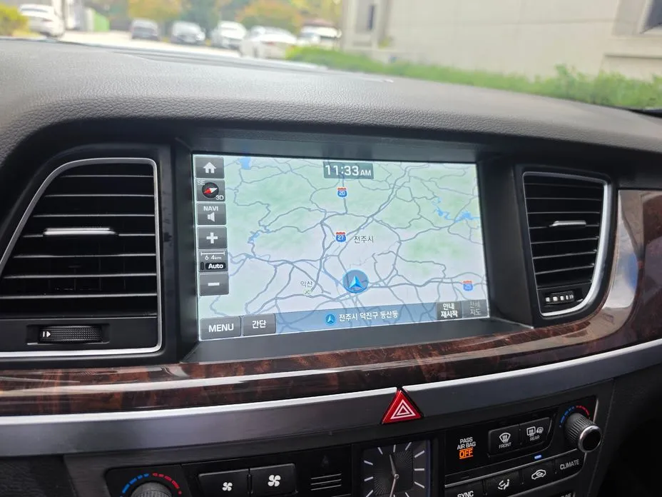 Hyundai Genesis