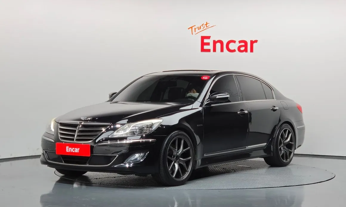 Hyundai Genesis