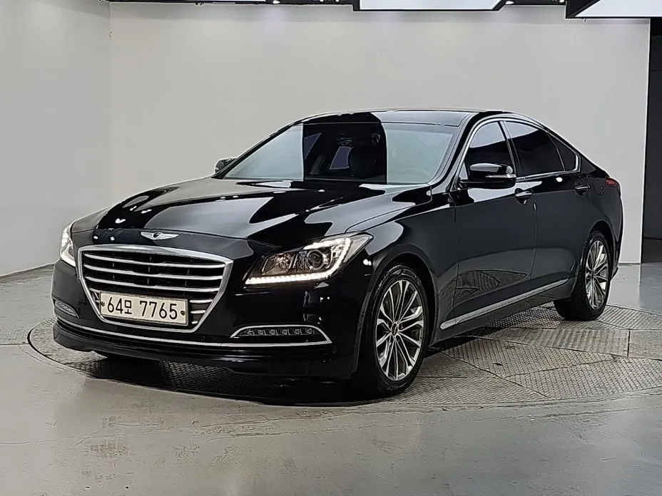 Hyundai Genesis