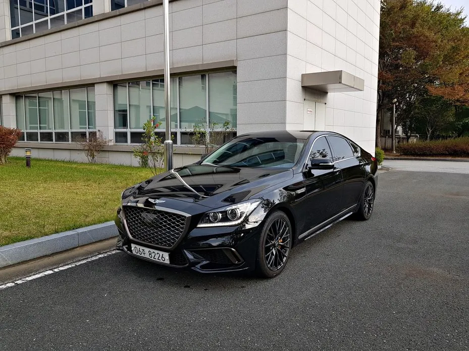 Hyundai Genesis