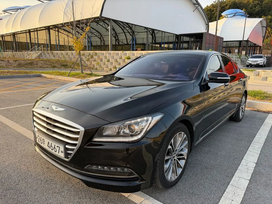 Hyundai Genesis
