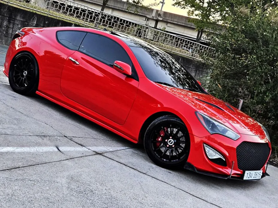 Hyundai Genesis