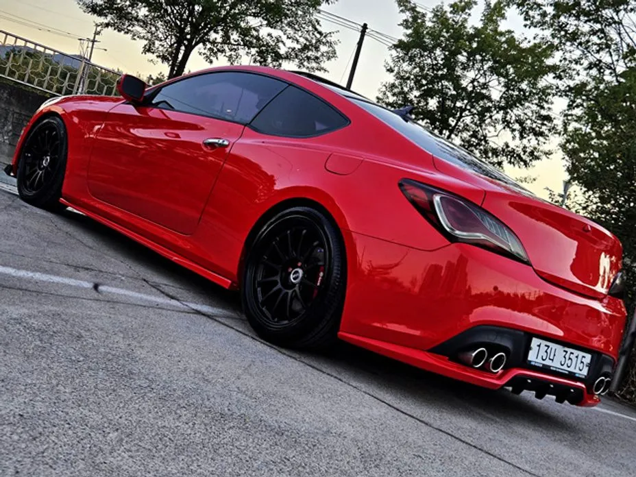Hyundai Genesis