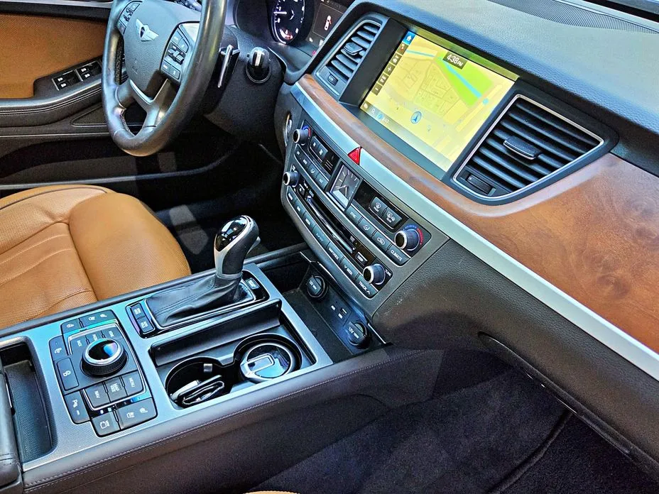 Hyundai Genesis