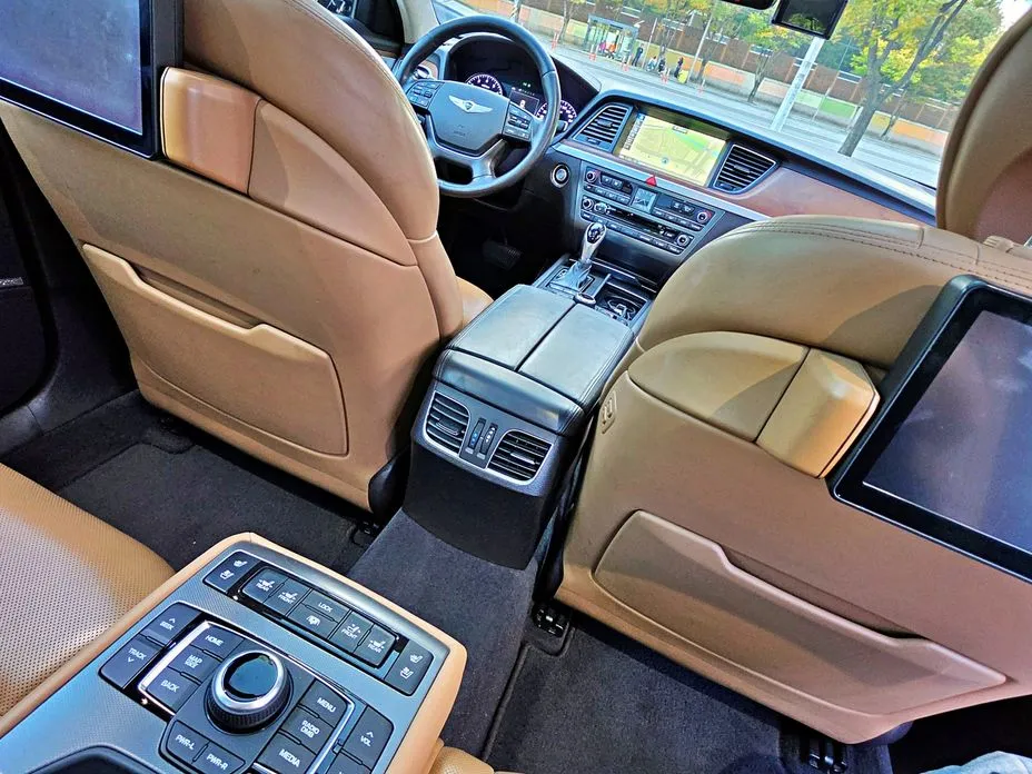 Hyundai Genesis