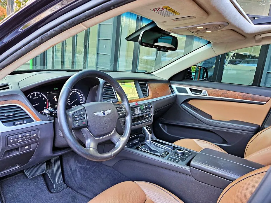 Hyundai Genesis