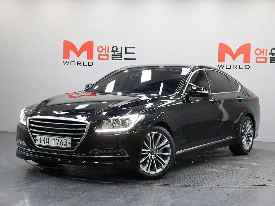 Hyundai Genesis